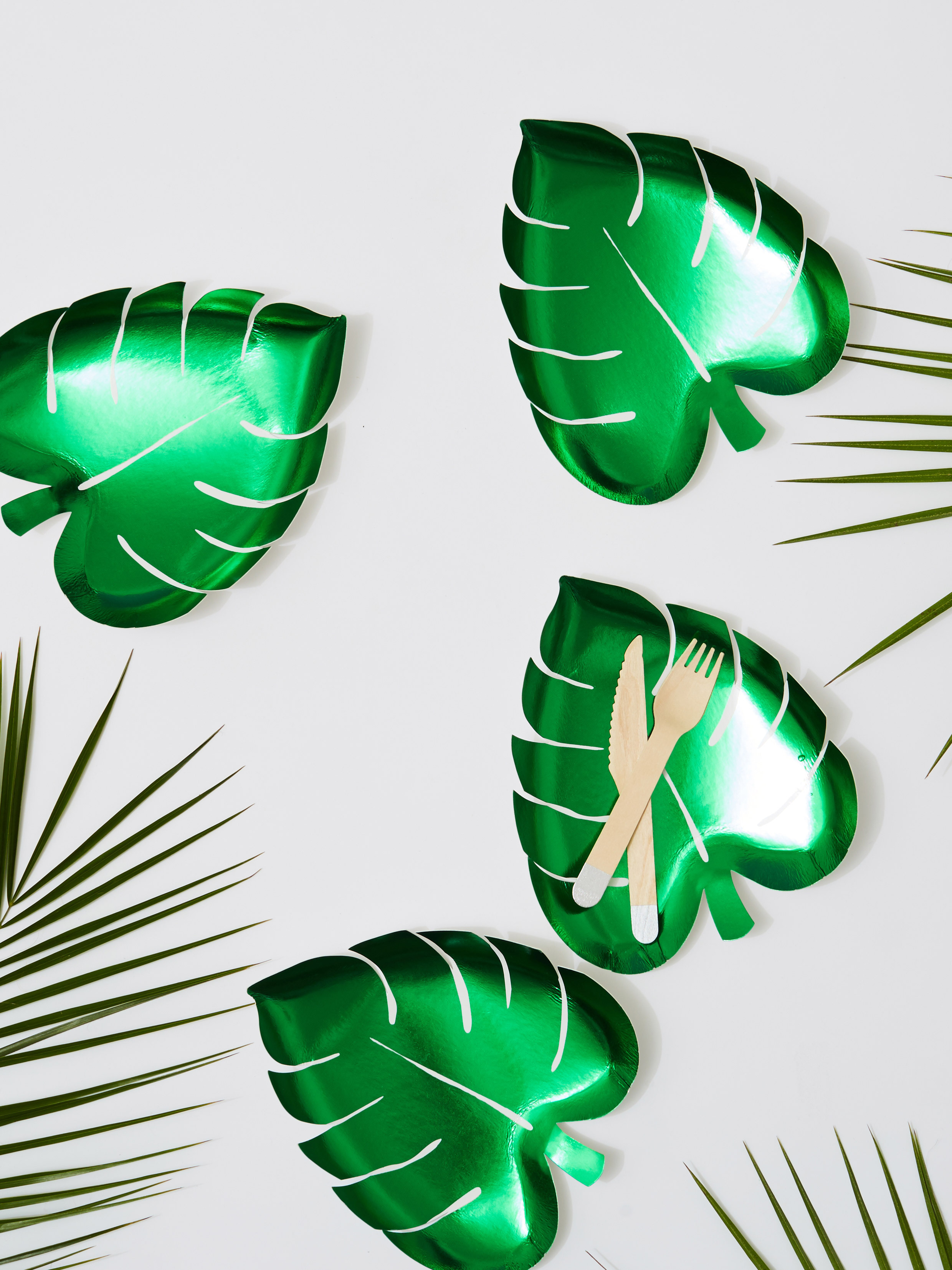 Meri Meri Foil Palm Leaf Plates (Pack of 8)